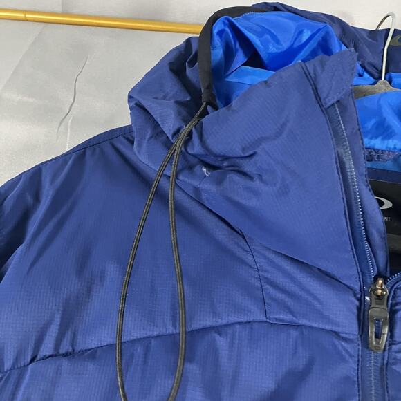 Oakley Jacket Mens Medium Blue Performance Fit Hooded Down Insulated Winter FA18 - Picture 8 of 16